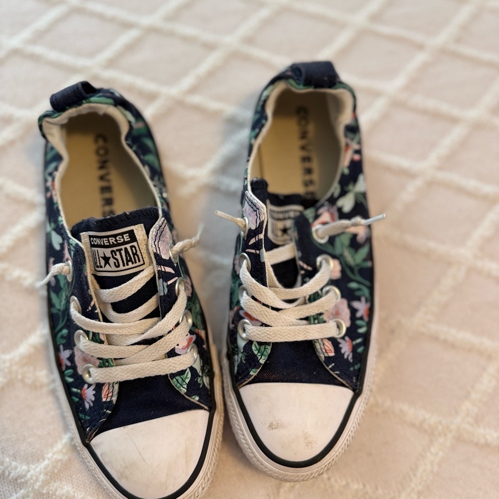 Converse Floral Navy Sneakers